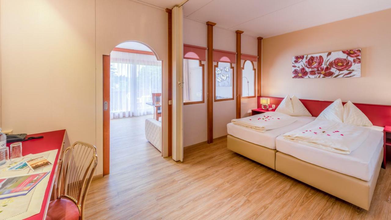 Strandhotel Orchidee Sankt Kanzian am Klopeiner See Exterior photo